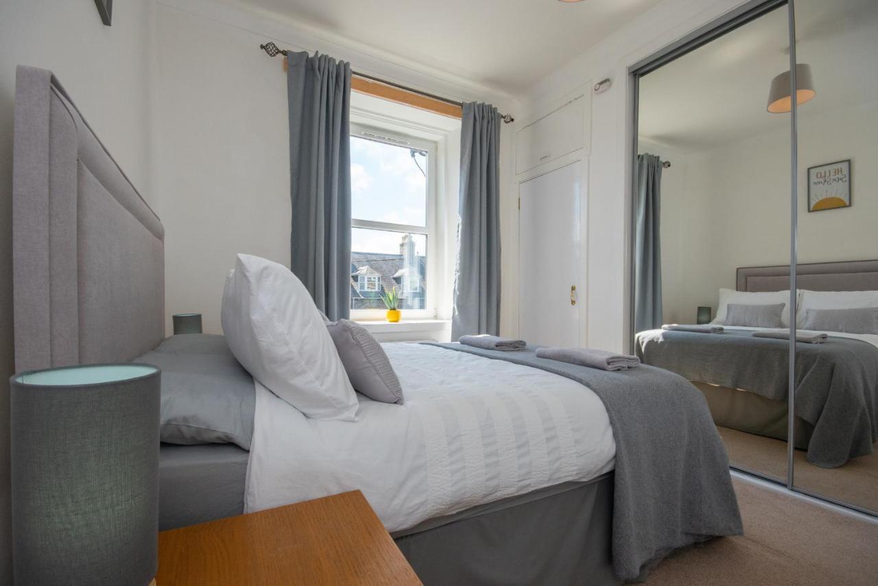 Dwellcome Home Ltd 1 Bed Apt, Half Mile To Union Street Yet Quiet, Free Parking, Fast Wifi, Ideal For Long Term Contractor, Etc Stays, Fully Equipped Kitchen, Regular Housekeeping Option - See Our Site For Assurance أبردين المظهر الخارجي الصورة